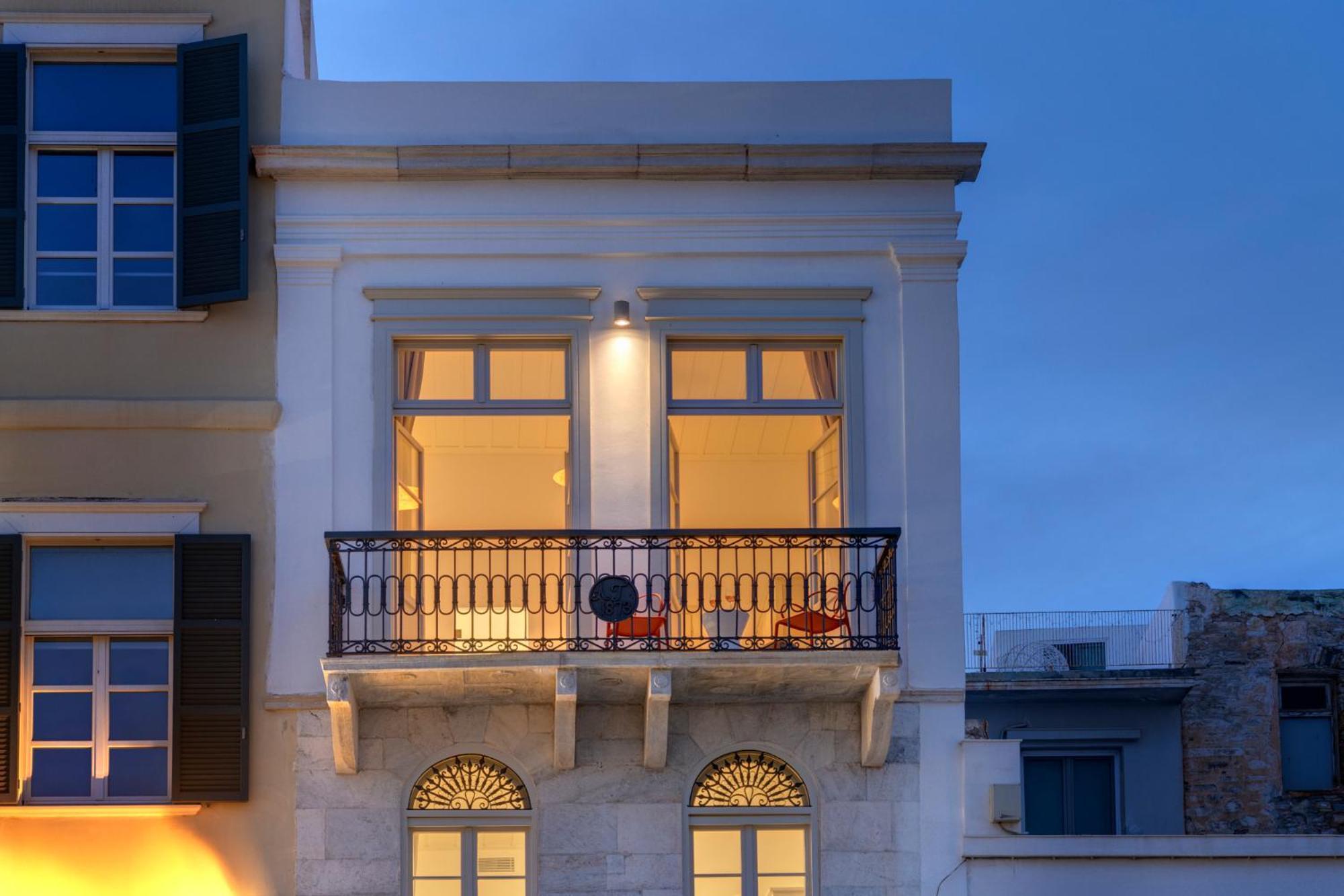 Skylight Hotel Ermoupoli Exterior photo